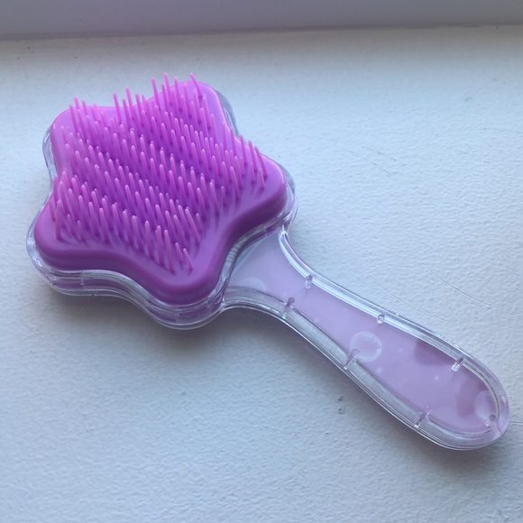 Sanrio kuromi hair brush - Picture 3 of 3